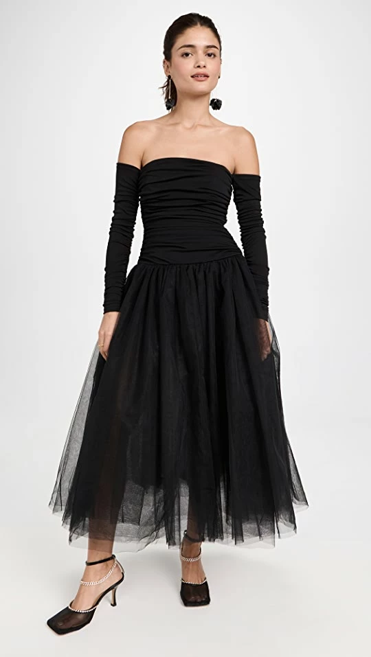 Flash Sale โค๏ธ Cinq ร Sept Wells ๐ Dress Black ๐งจ