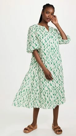 Flash Sale 🌟 Velvet Wendy 👗 Dress Green ⌛